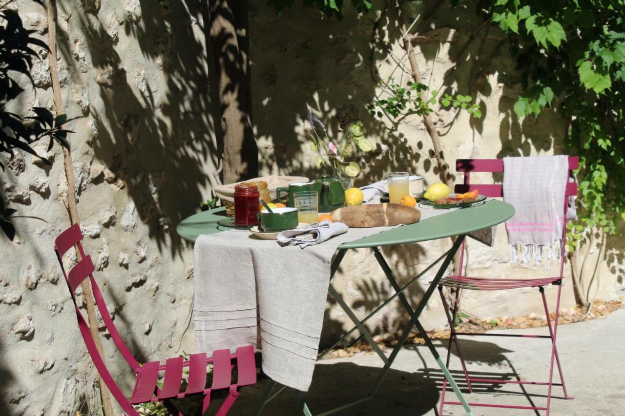 Bed and Breakfast La Magnanerie De Dions Exterior foto